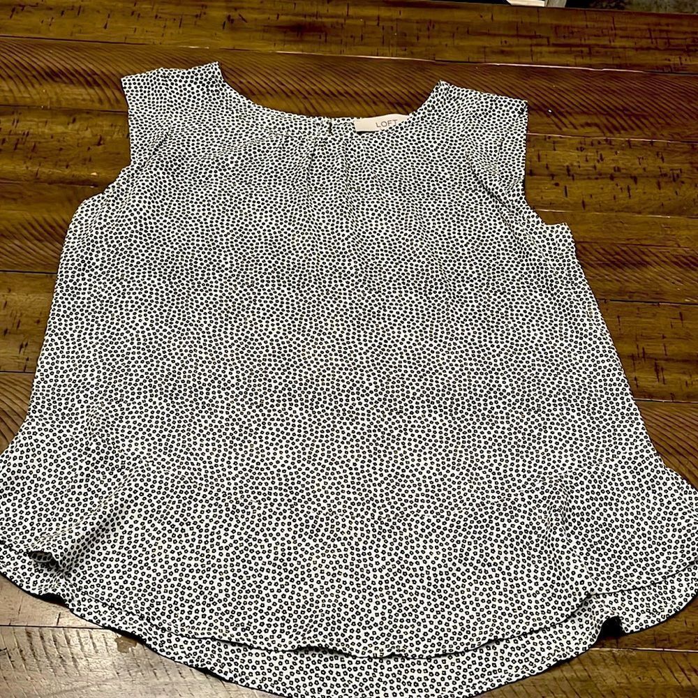 Loft cap sleeve style blouse